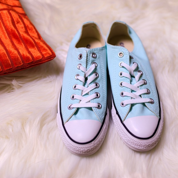 Converse Sneakers All Star. New in Box. - Picture 3 of 5